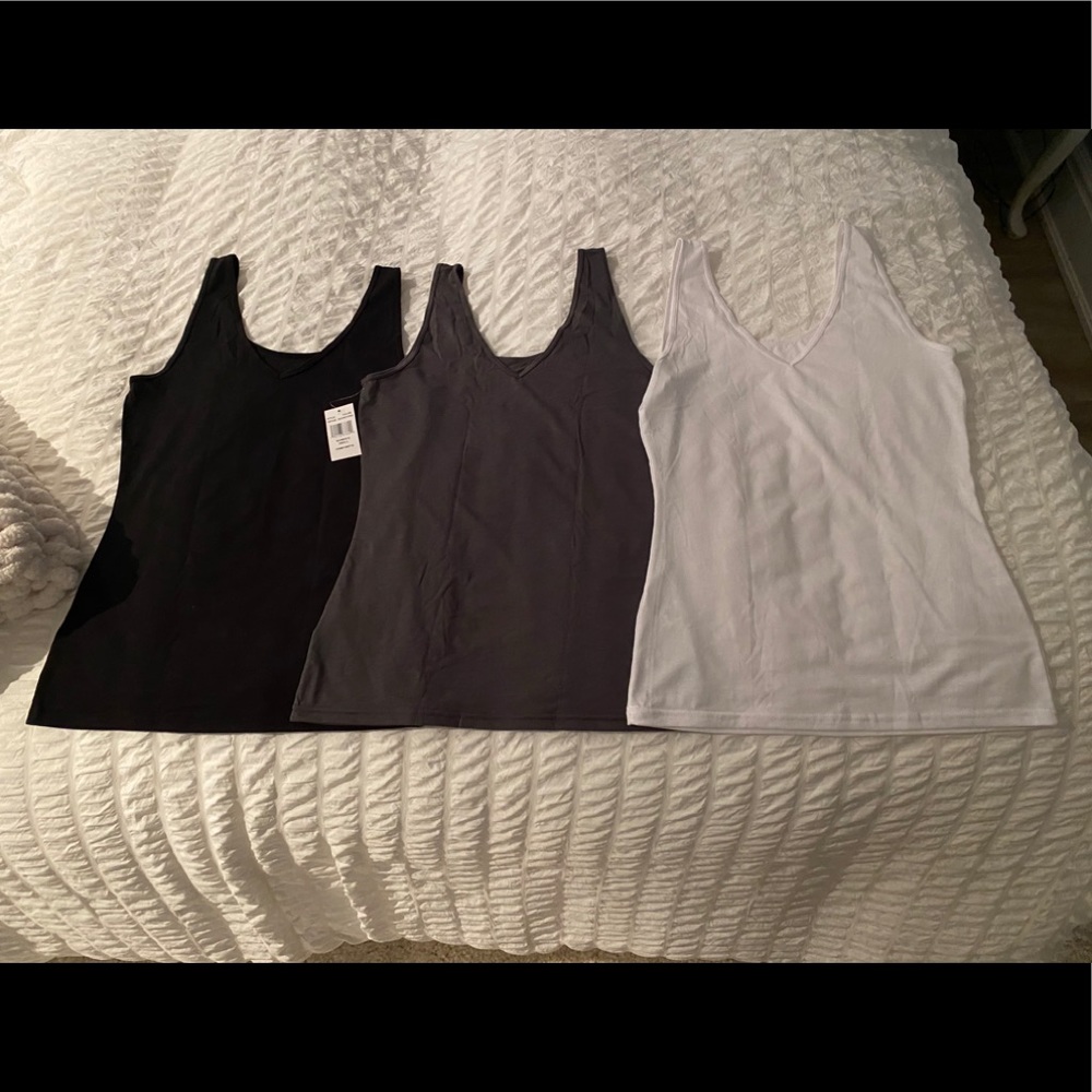 3 pack of tank tops